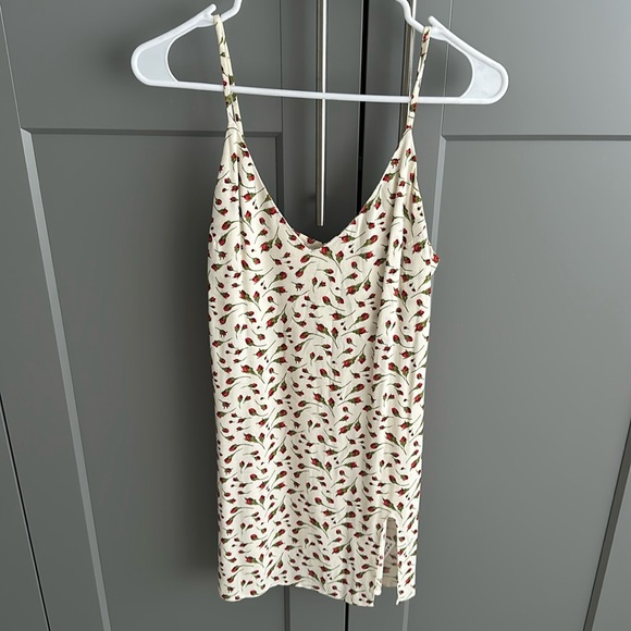 Reformation Marlowe dress in rose print - Picture 2 of 6